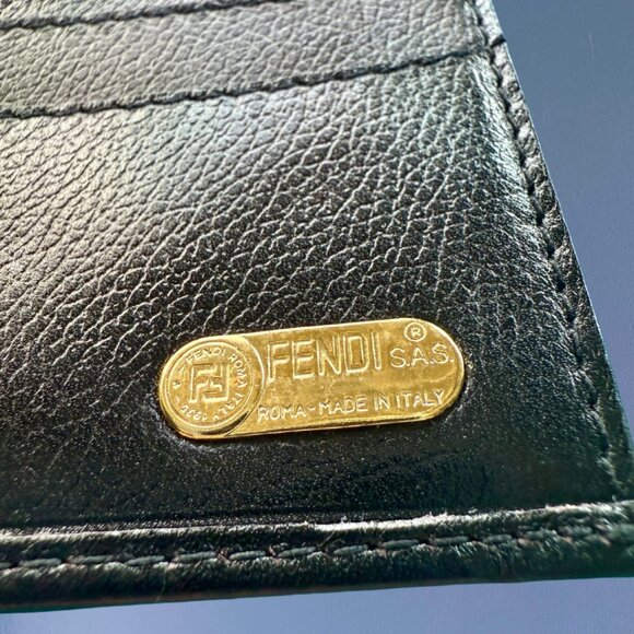 *VINTAGE/RARE* Fendi Wallet with Original Packaging & Authentication - Picture 7 of 12